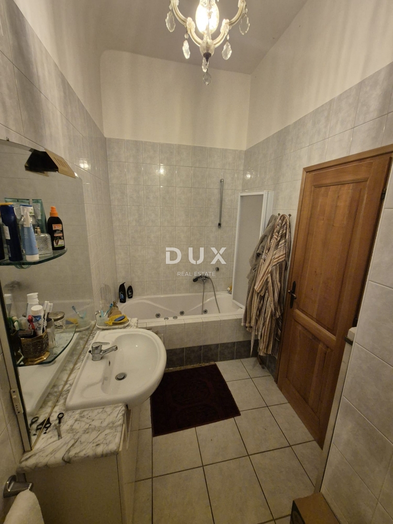 ISTRIA, POLA - Appartamento in stile austro-ungarico di grande pregio