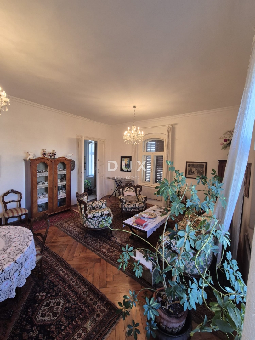 ISTRIA, POLA - Appartamento in stile austro-ungarico di grande pregio