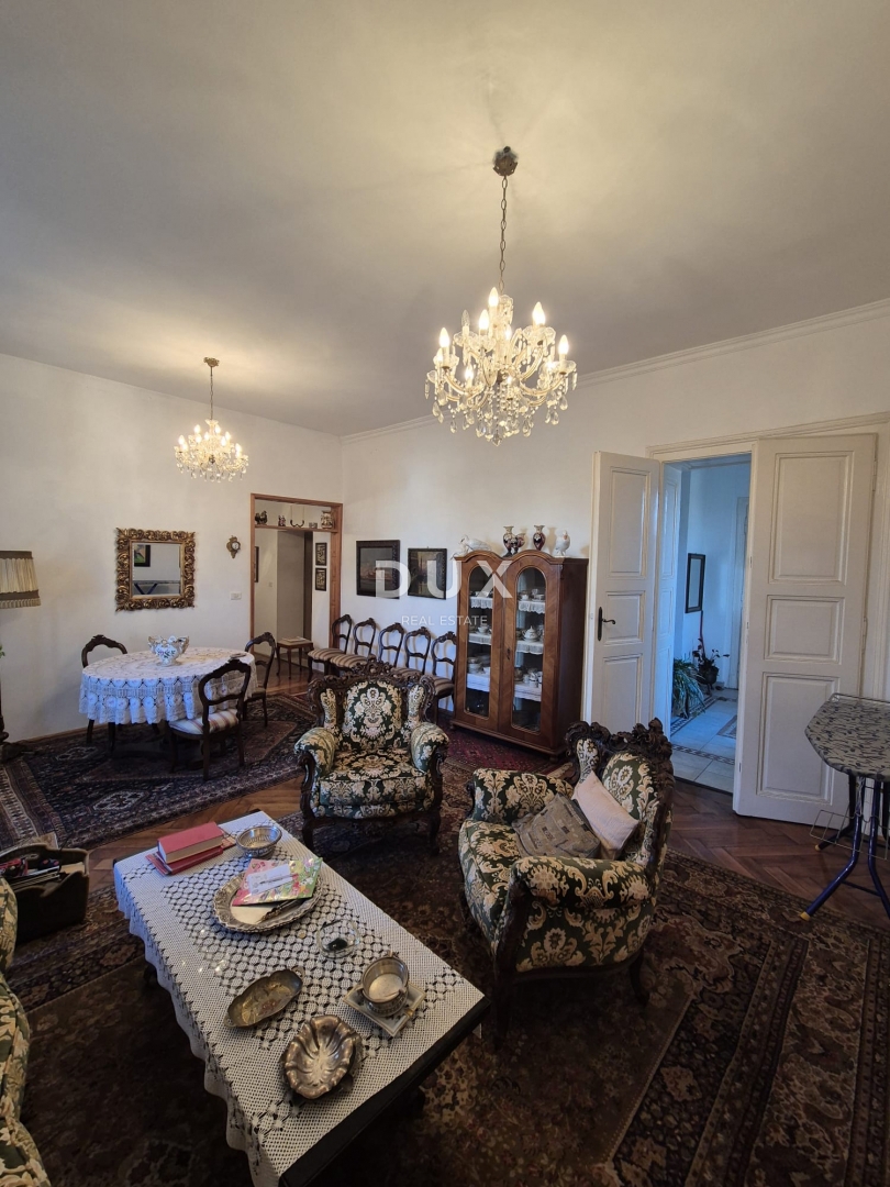 ISTRIA, POLA - Appartamento in stile austro-ungarico di grande pregio