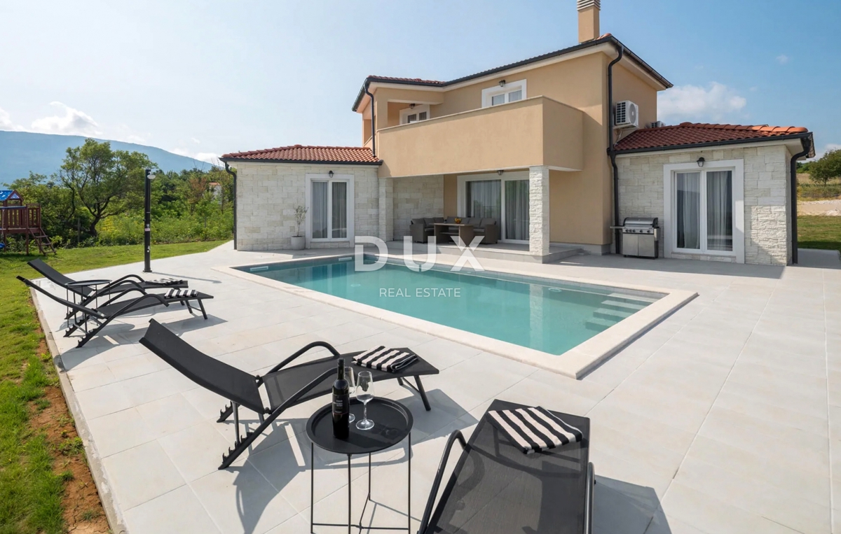 ISTRIA, LABIN - Casa mediterranea con piscina