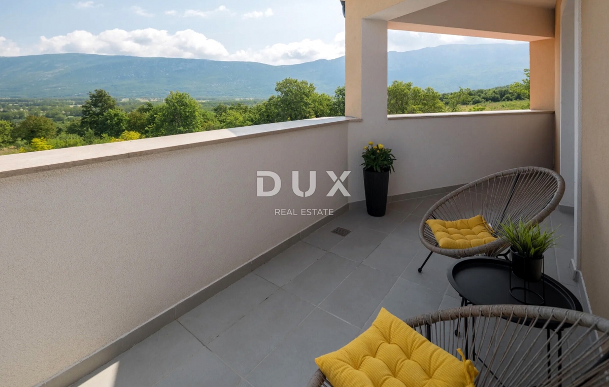 ISTRIA, LABIN - Casa mediterranea con piscina