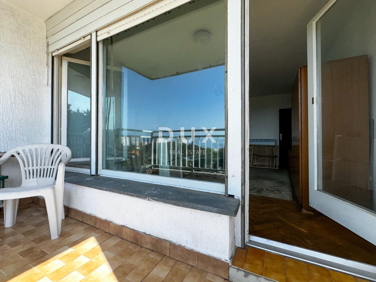 RIJEKA, KRNJEVO - Appartamento con due camere da letto, loggia e vista mare