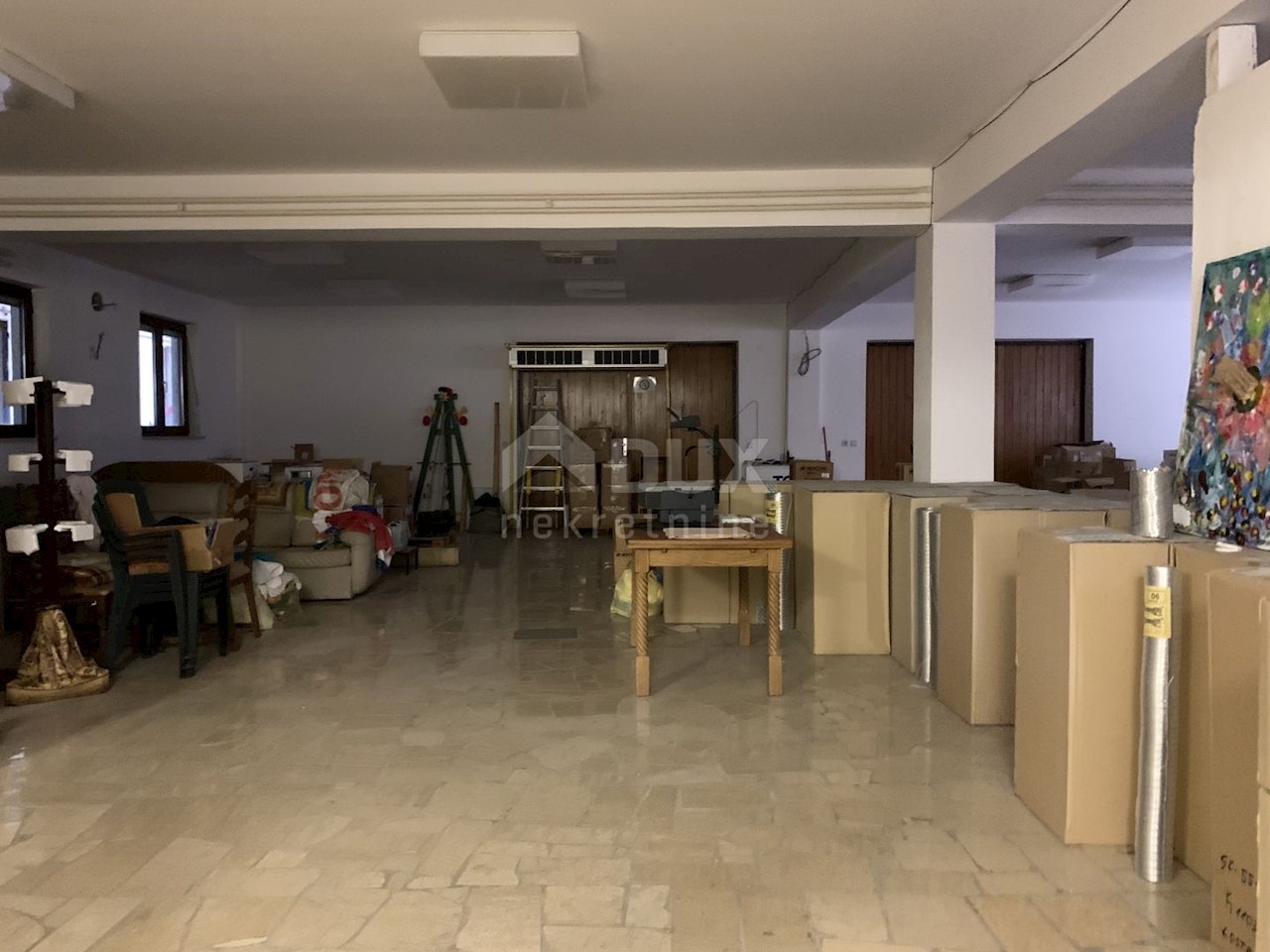 Locale commerciale Martinšćica, Kostrena, 1.162m2