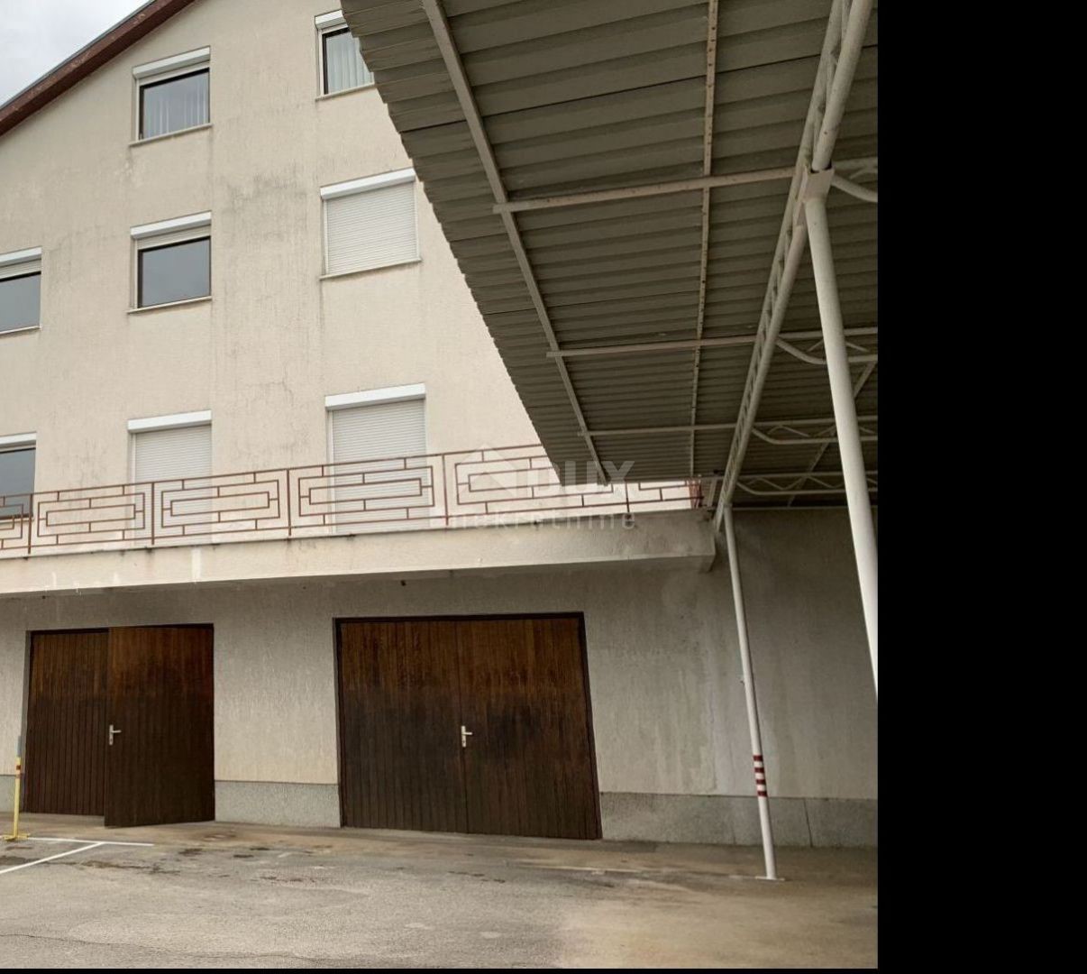 Locale commerciale Martinšćica, Kostrena, 1.162m2