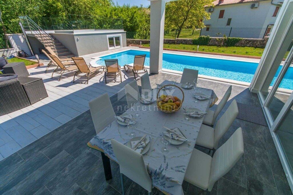 ISTRIA, LABIN - Nuova villa con piscina e giardino paesaggistico