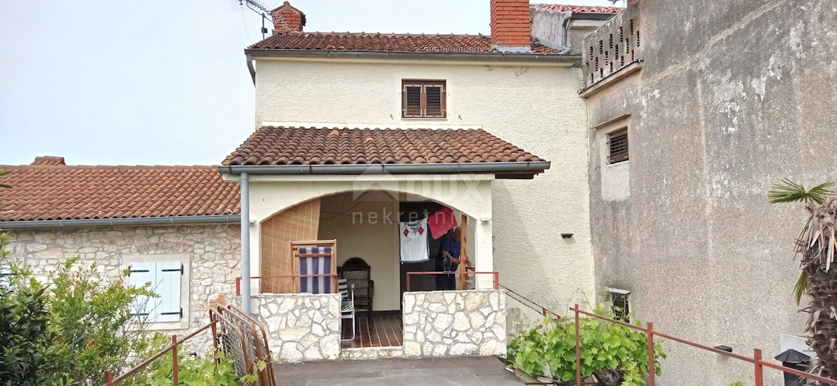 ISTRIA, POREČ - Casa con vista mare e garage