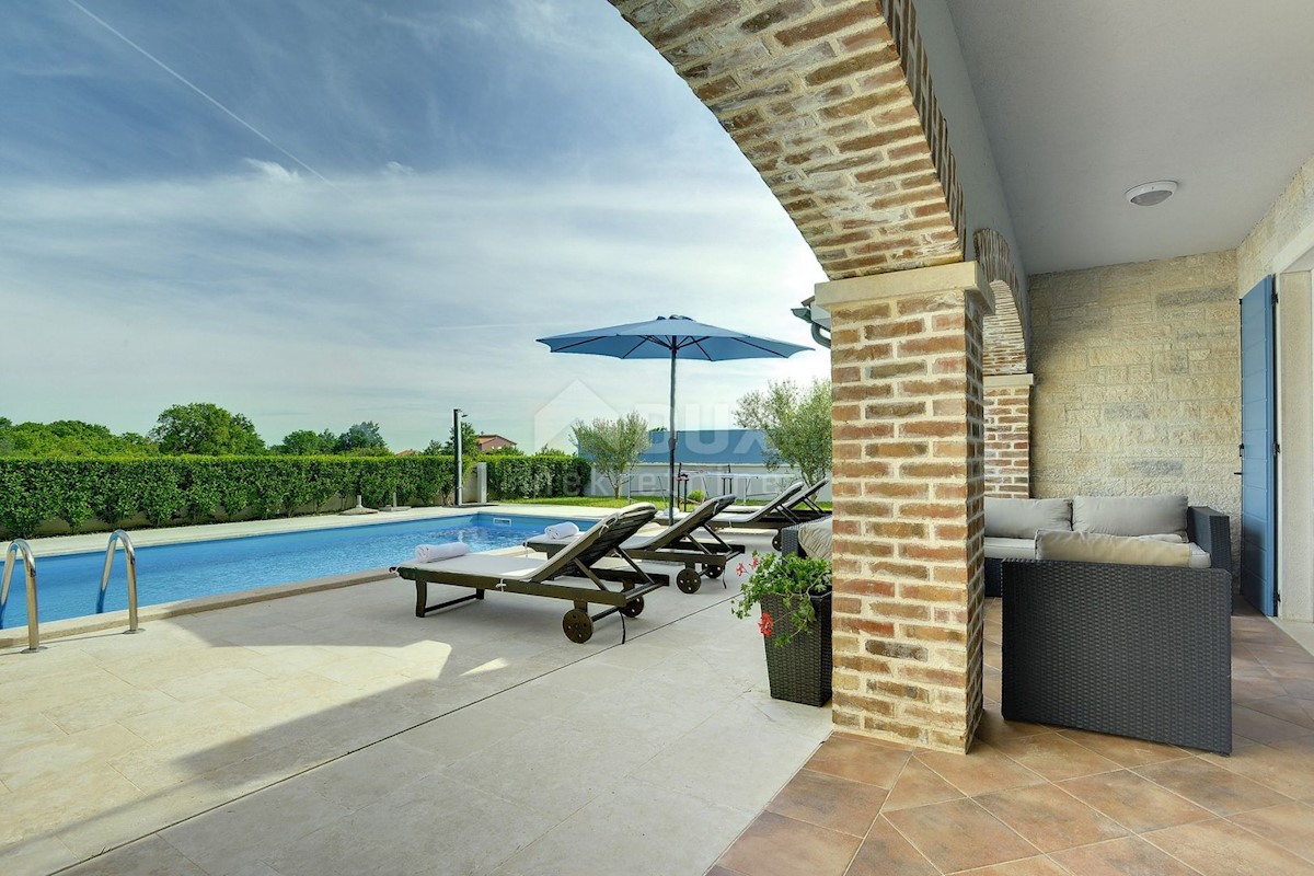 ISTRIA, MEDULIN Villa bifamiliare con vista mare! 