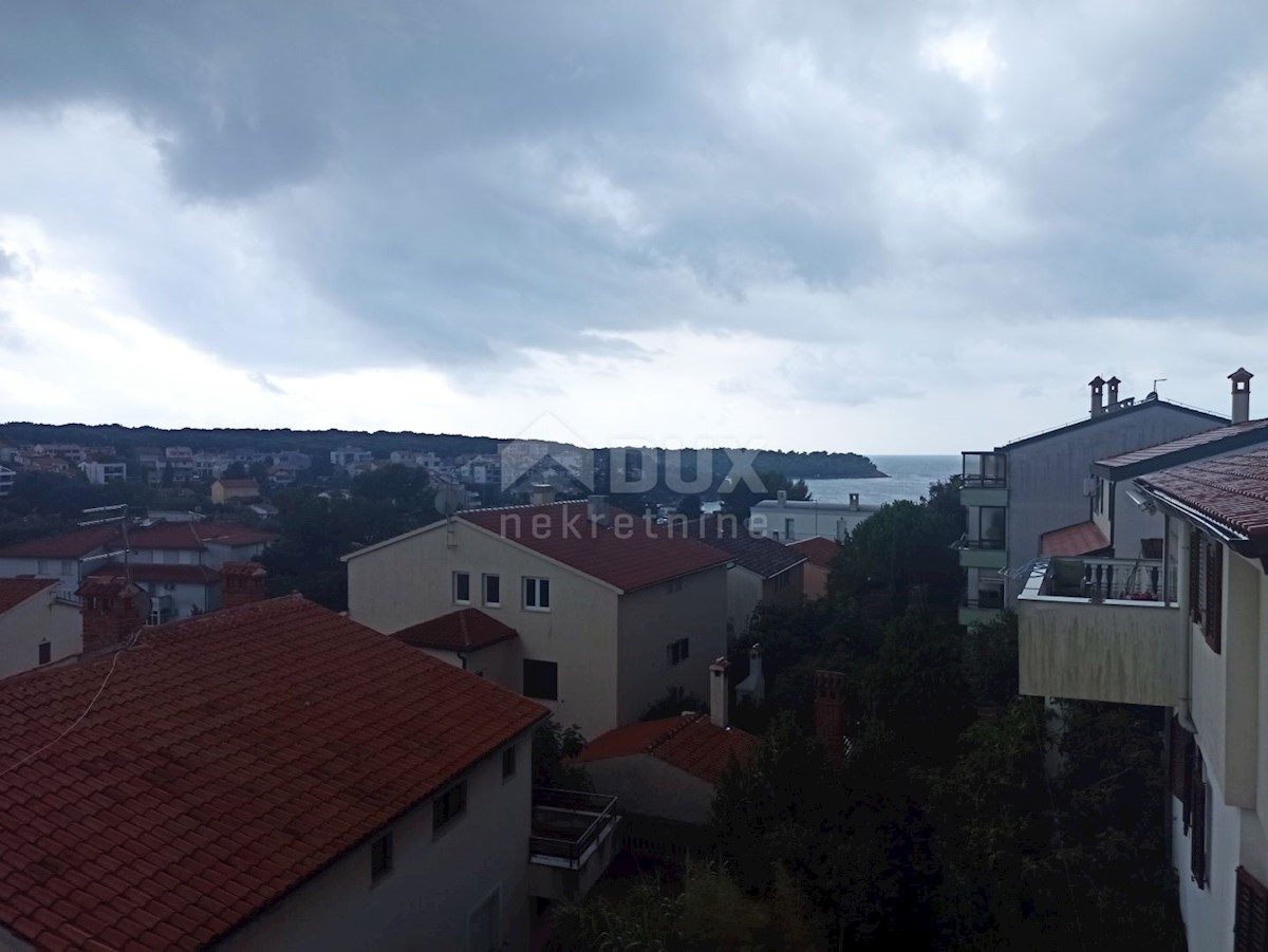 ISTRIA, MEDULIN Palazzina a Pjescana uvala con vista mare