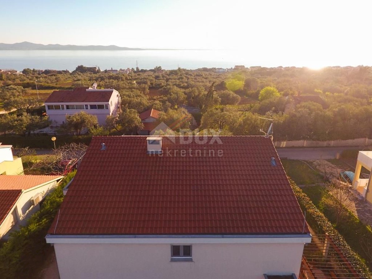 ZADAR - Casa con piscina vicino al mare