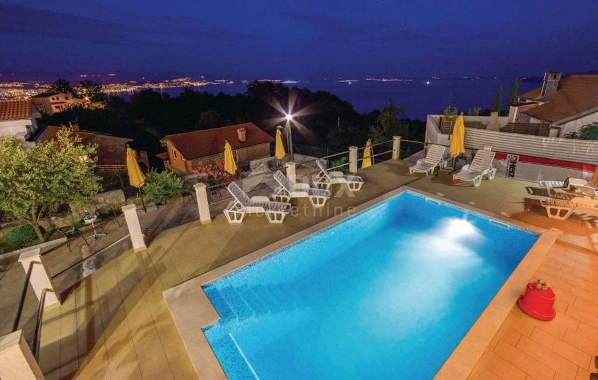 OPATIJA, VEPRINAC - villa 1000m2 con vista mare, 6 appartamenti e piscina + ambiente 1000m2