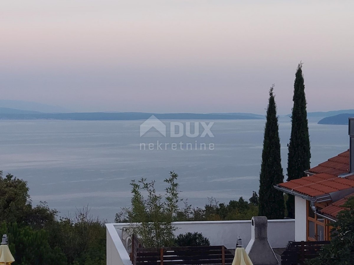 OPATIJA, VEPRINAC - villa 1000m2 con vista mare, 6 appartamenti e piscina + ambiente 1000m2