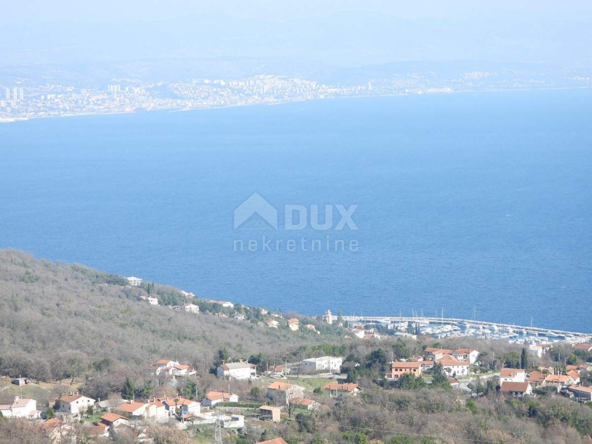 OPATIJA, IČIĆI, ANIČIĆI - villa 500m2, costruzione iniziata (2 unità) con piscina e vista panoramica sul mare + area circostante 2500m2