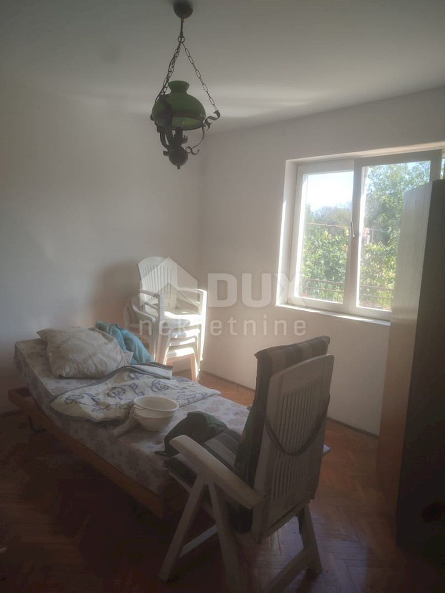 ISTRIA, POLA Casa unifamiliare + terreno edificabile 434 m2!!!