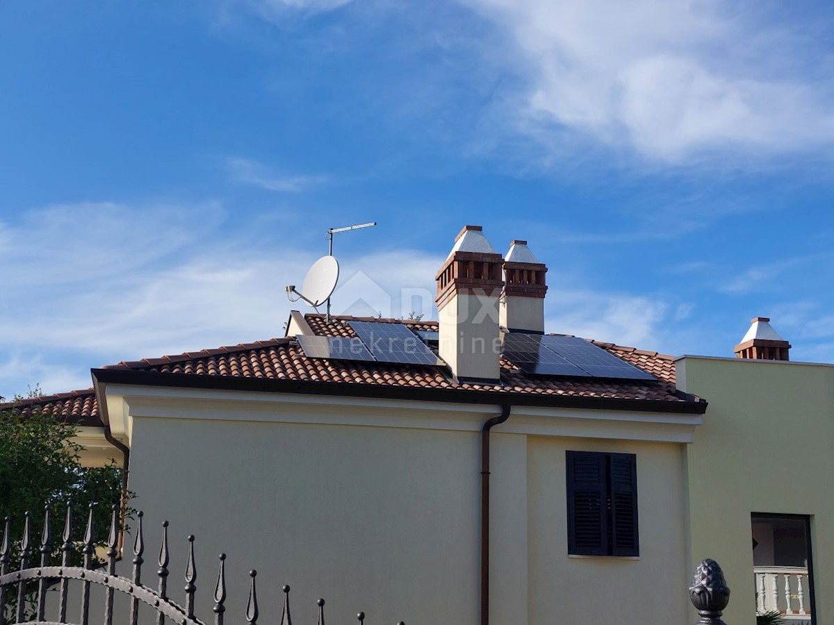 ISTRIA, ROVINJ - Bellissima villa con vista mare