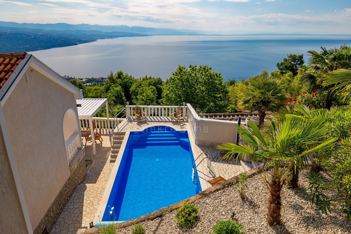 OPATIJA, MATULJI - Villa con vista sul blu del Quarnero