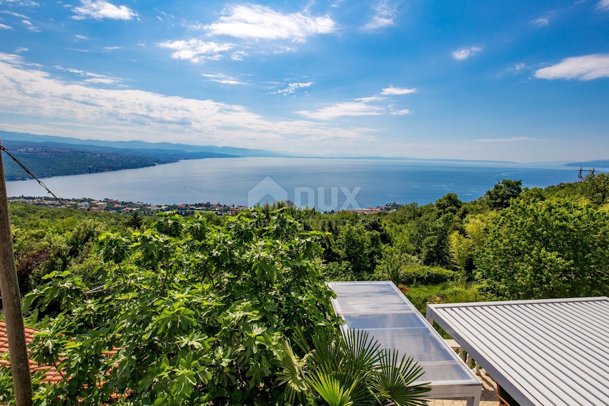 OPATIJA, MATULJI - Villa con vista sul blu del Quarnero