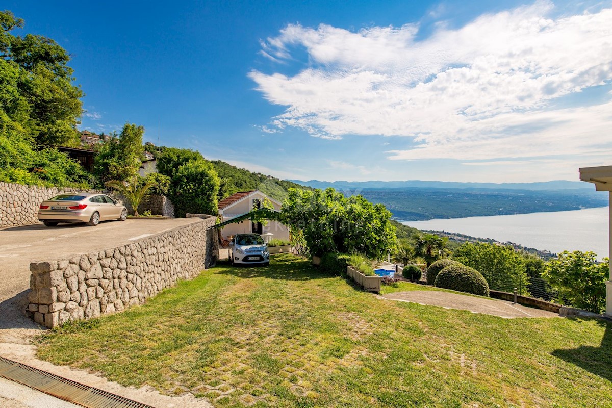 OPATIJA, MATULJI - Villa con vista sul blu del Quarnero