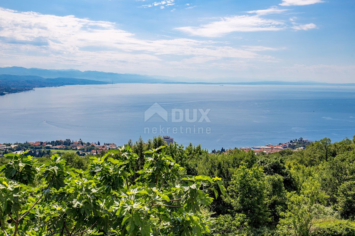 OPATIJA, MATULJI - Villa con vista sul blu del Quarnero