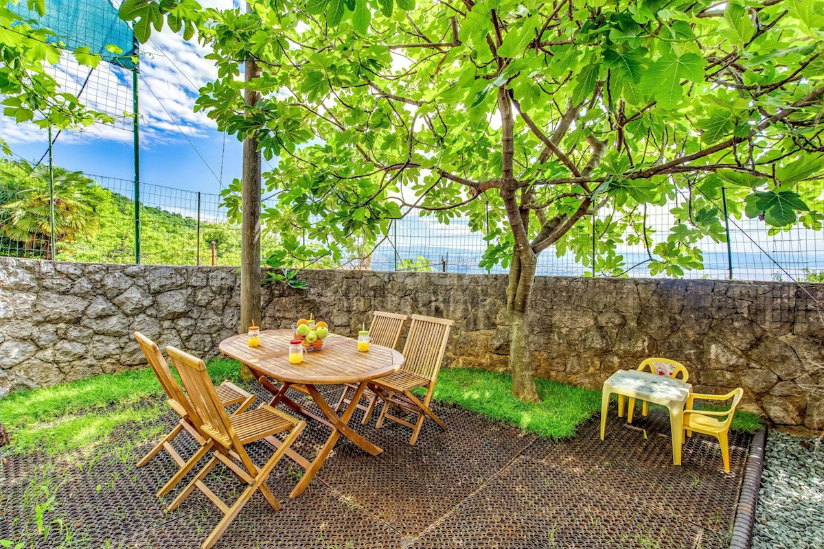 OPATIJA, MATULJI - Villa con vista sul blu del Quarnero