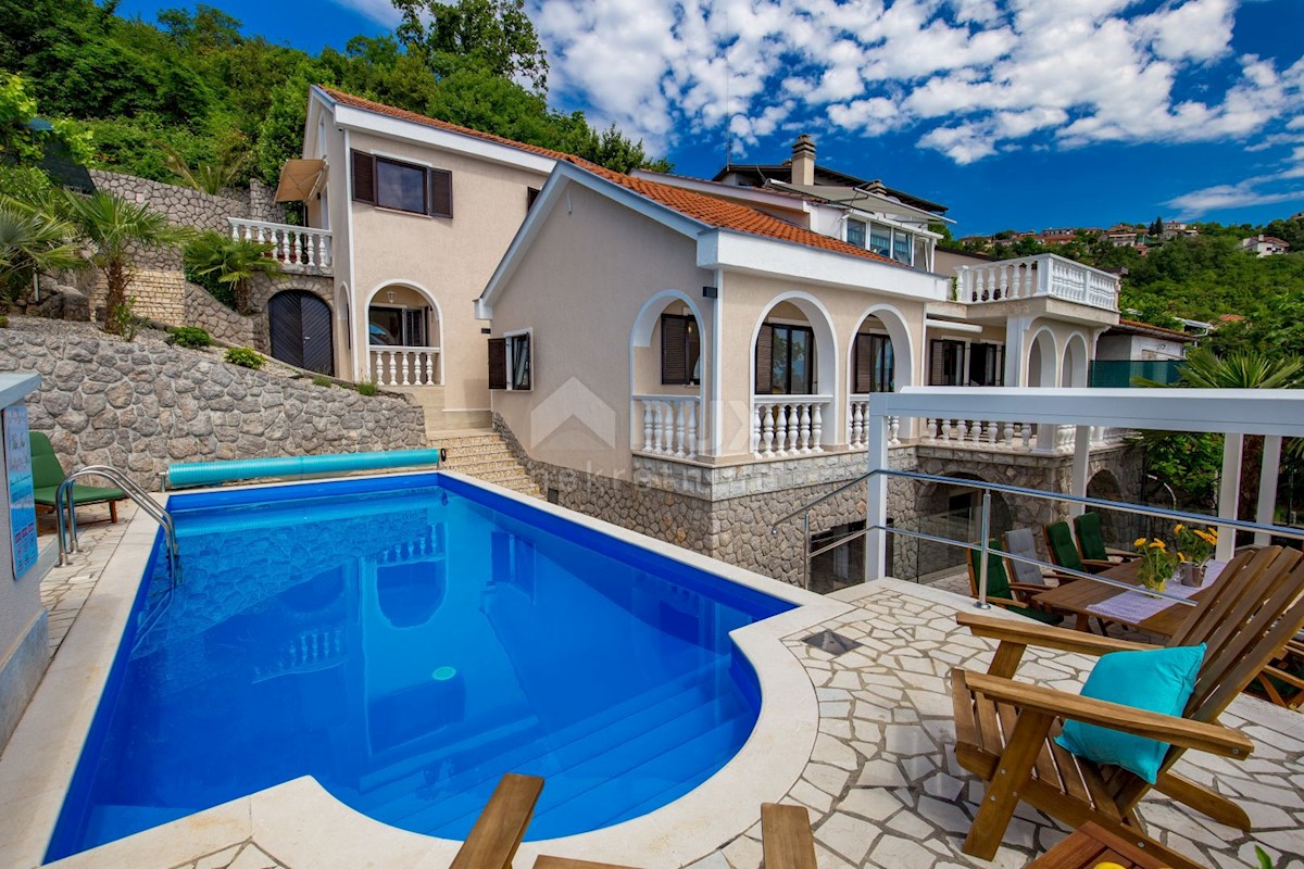 OPATIJA, MATULJI - Villa con vista sul blu del Quarnero