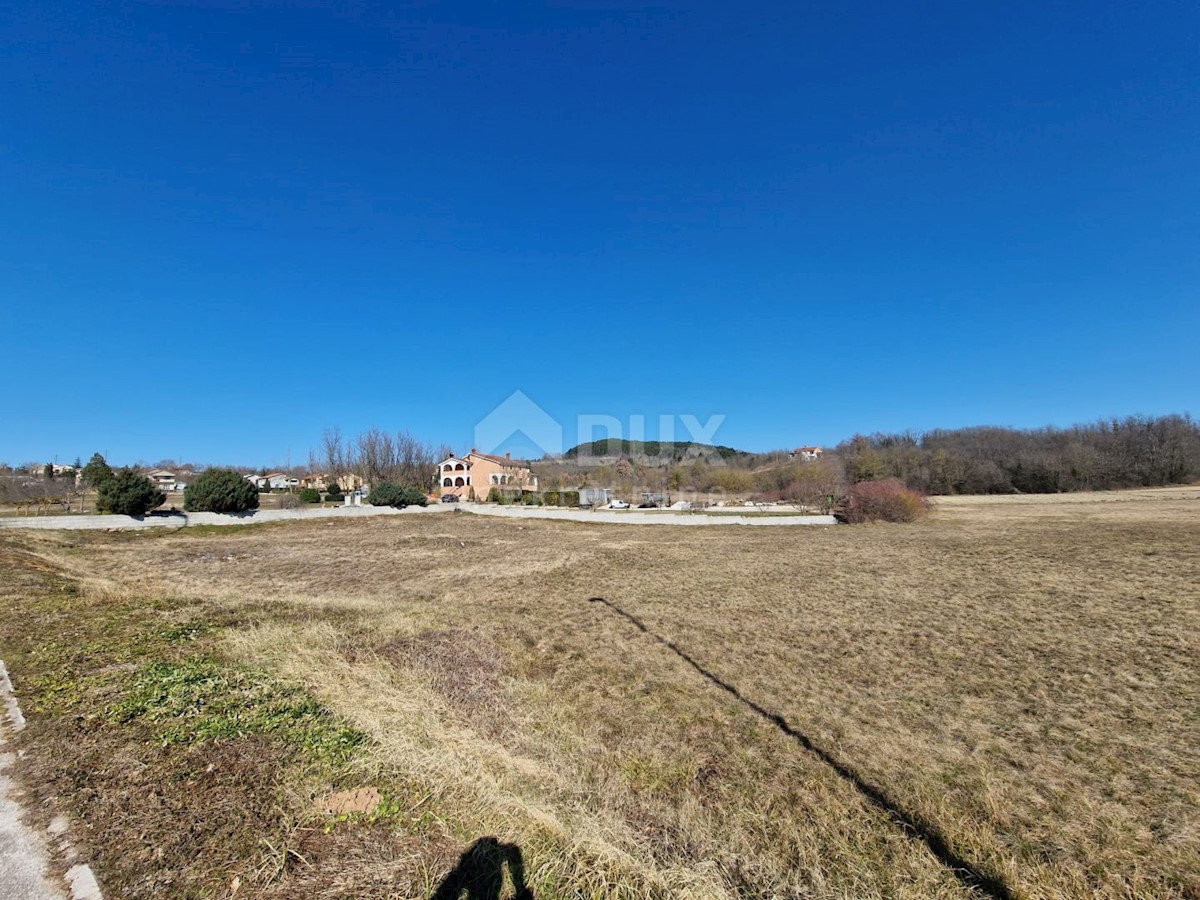 Terreno Motovun, 1.820m2