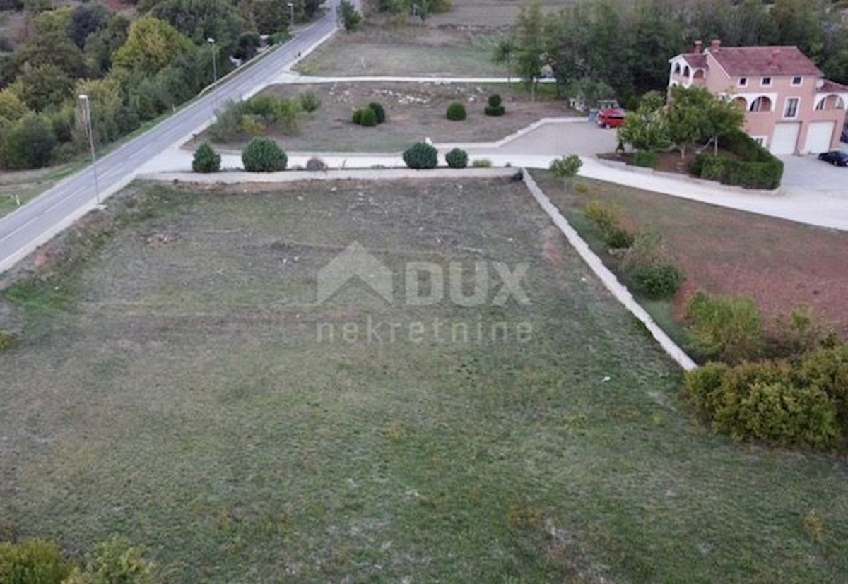 Terreno Motovun, 1.820m2