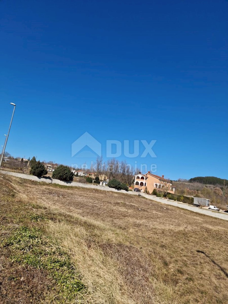 Terreno Motovun, 1.820m2
