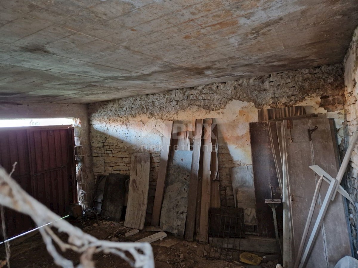ISTRIA, BUIE - Casa in pietra in posizione tranquilla