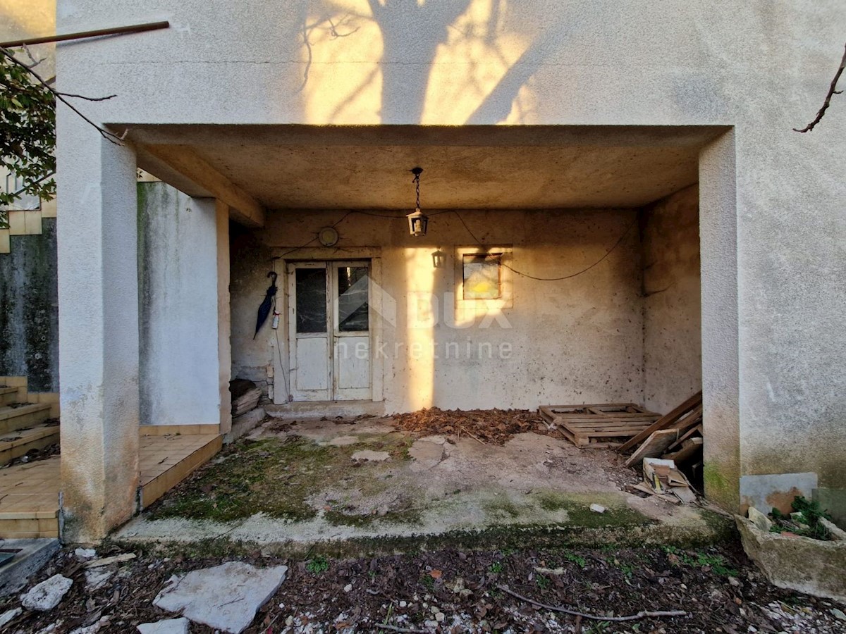 ISTRIA, BUIE - Casa in pietra in posizione tranquilla