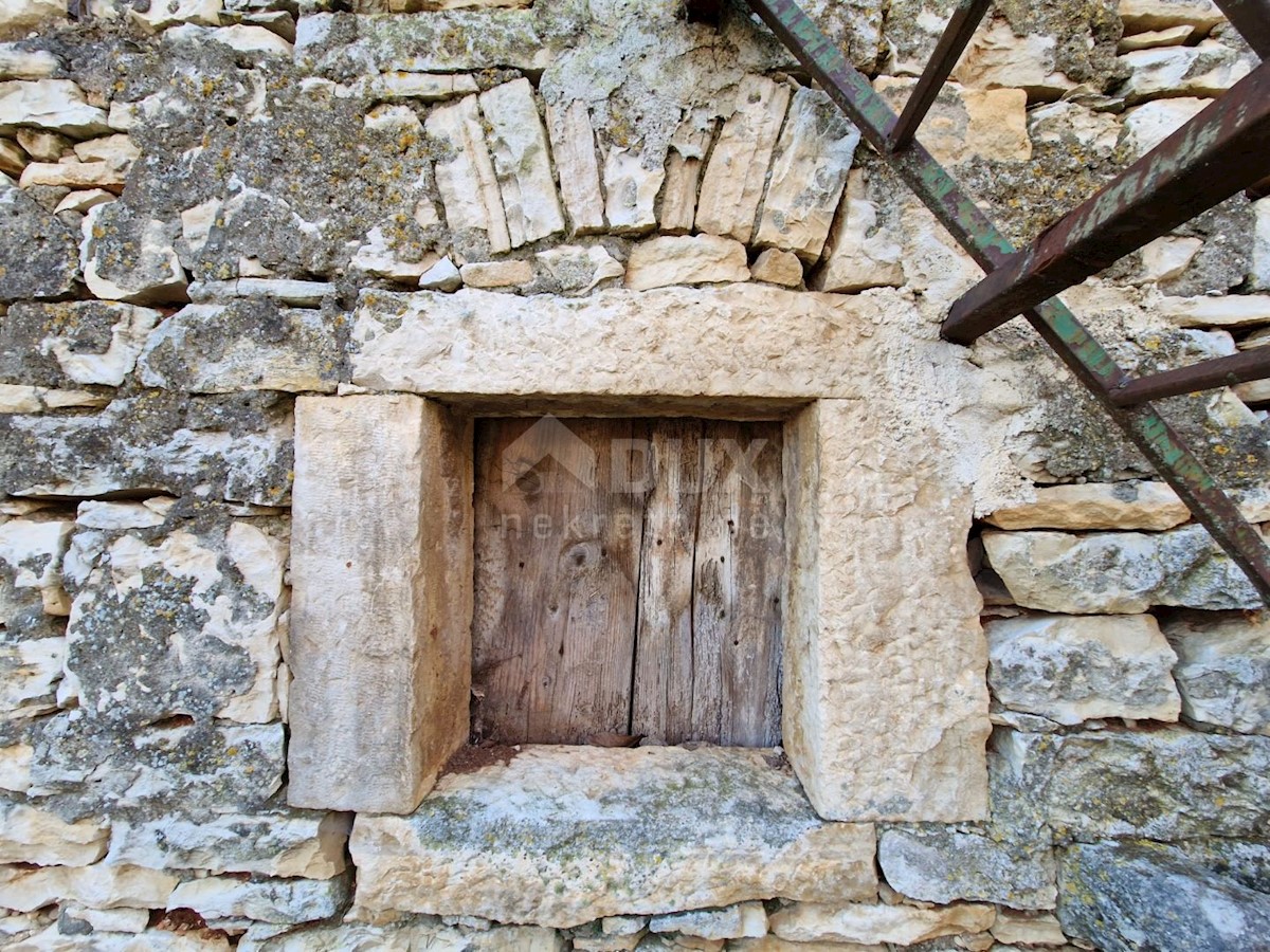ISTRIA, BUIE - Casa in pietra in posizione tranquilla