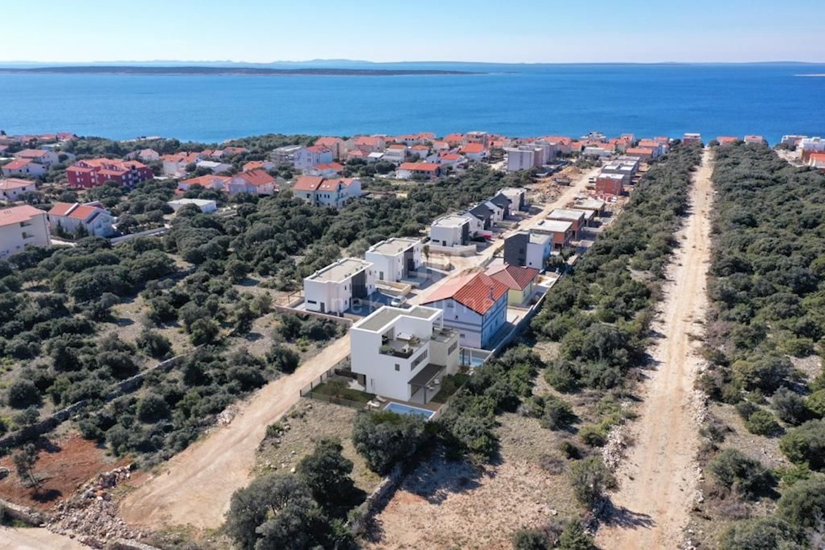 ISOLA DI PAG, MANDRE - Trilocale con piscina in esclusiva nuova costruzione