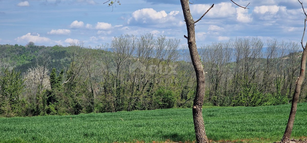 Terreno Rakotule, Karojba, 1.942m2