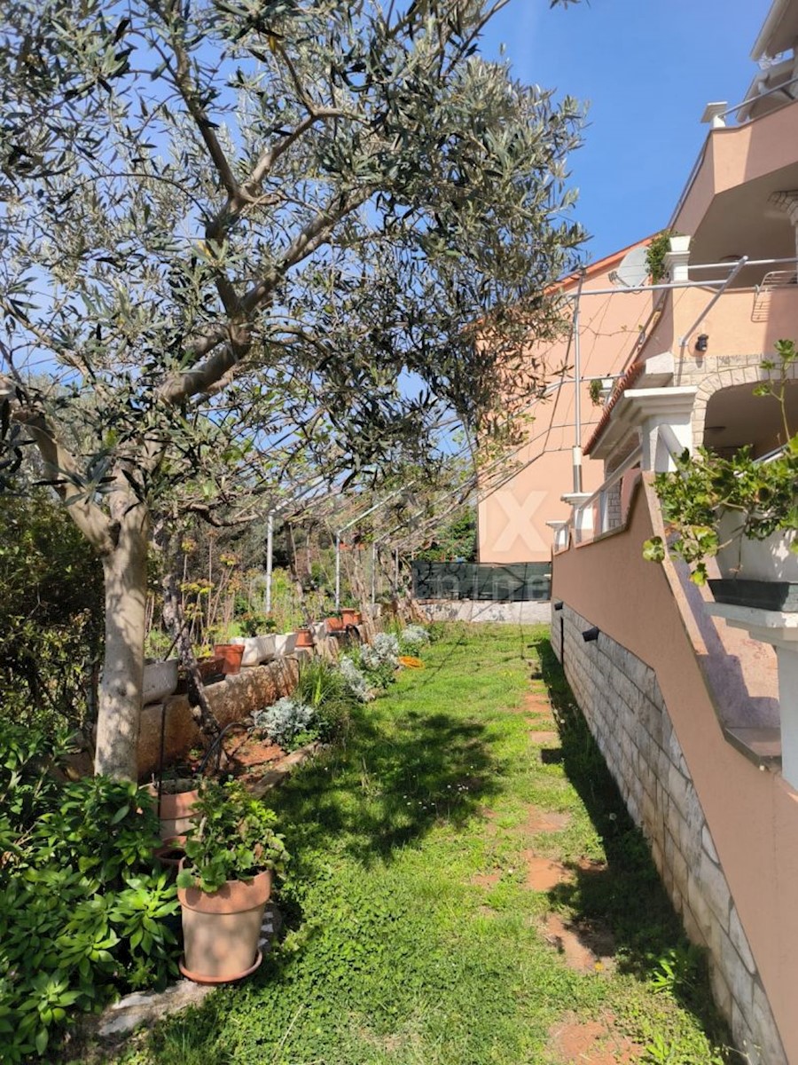 ISTRIA, FAŽANA Palazzina con vista sul mare e Brioni!