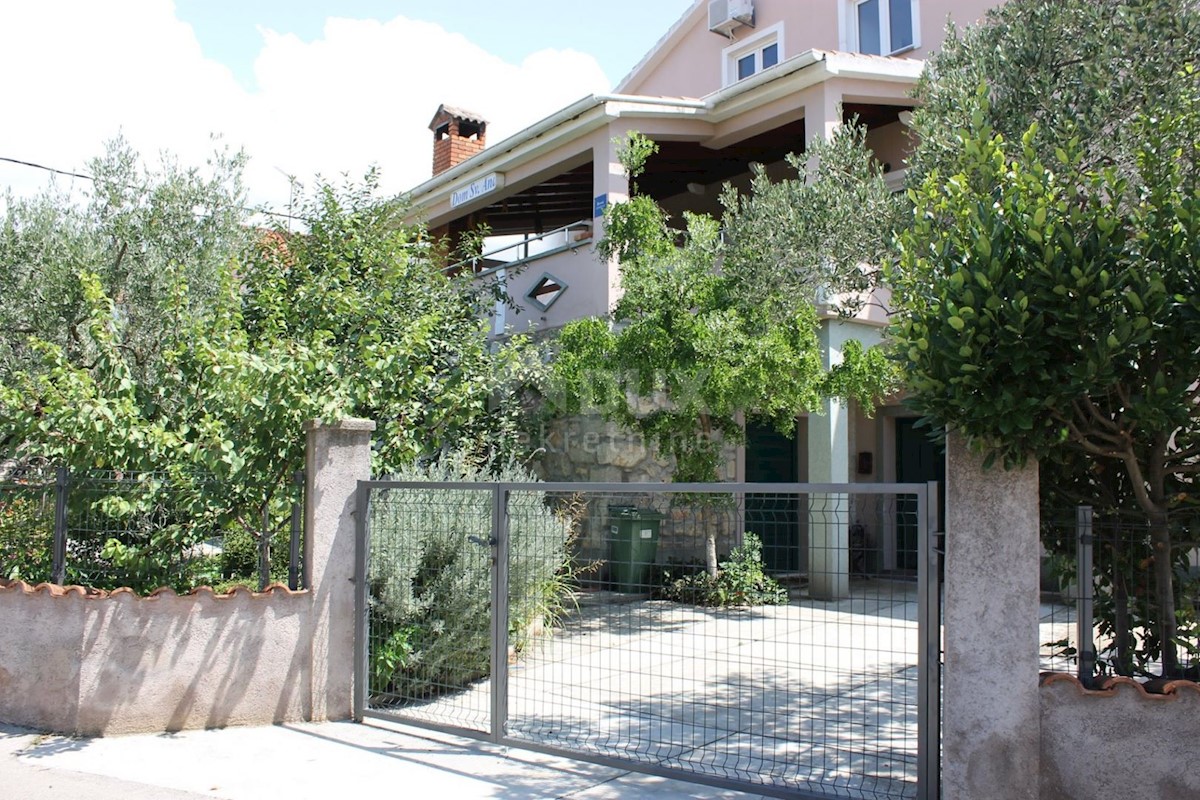 ZADAR, BIBINJE - casa vicino al mare