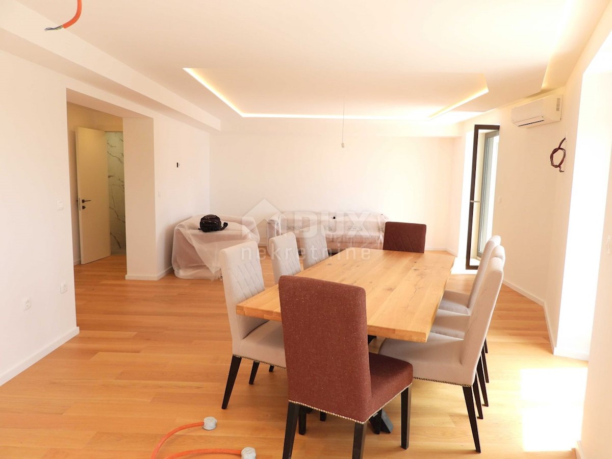 OPATIJA- appartamento in nuova costruzione 143m2 con vista mare + giardino 57m2- APPARTAMENTO 3