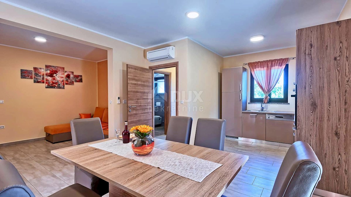 ISTRIA, BARBAN - Casa spaziosa con piscina