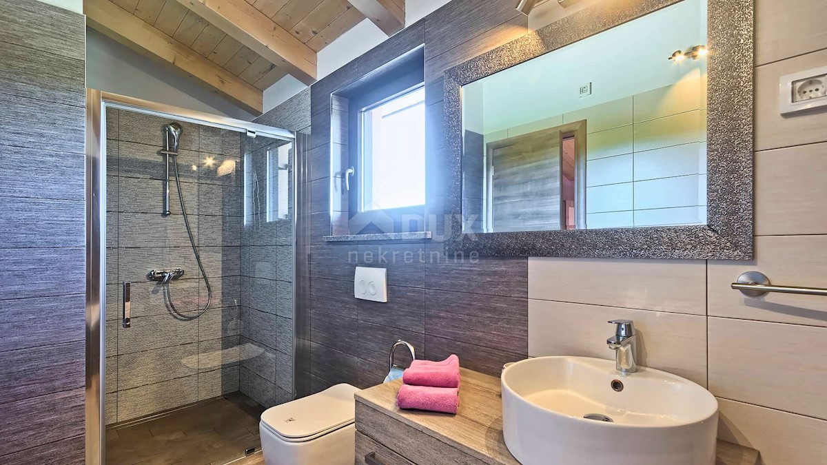 ISTRIA, BARBAN - Casa spaziosa con piscina
