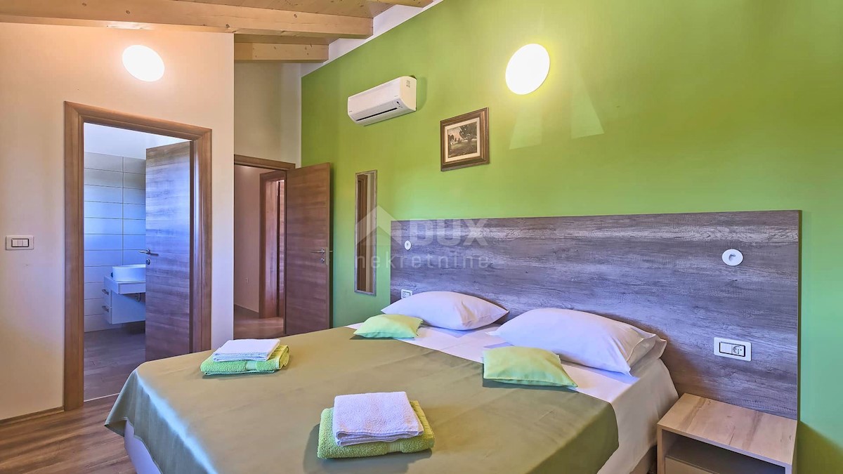 ISTRIA, BARBAN - Casa spaziosa con piscina