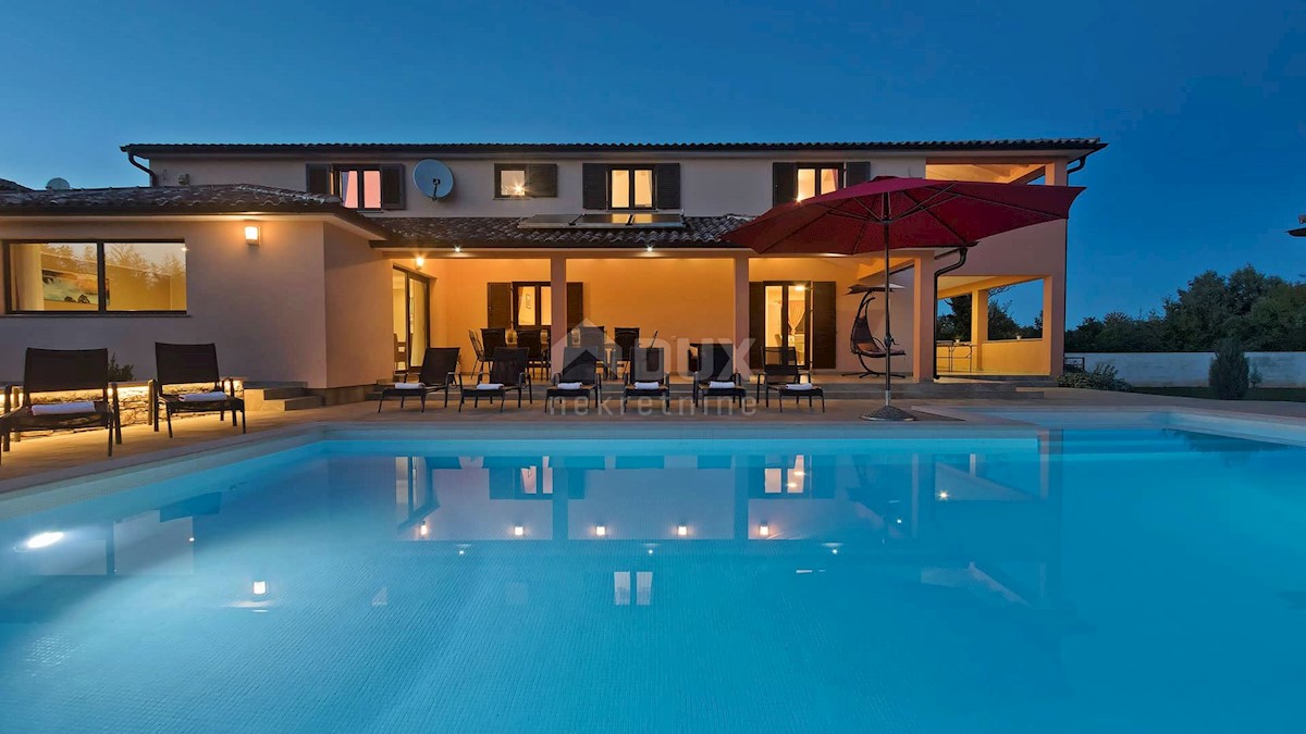 ISTRIA, BARBAN - Casa spaziosa con piscina