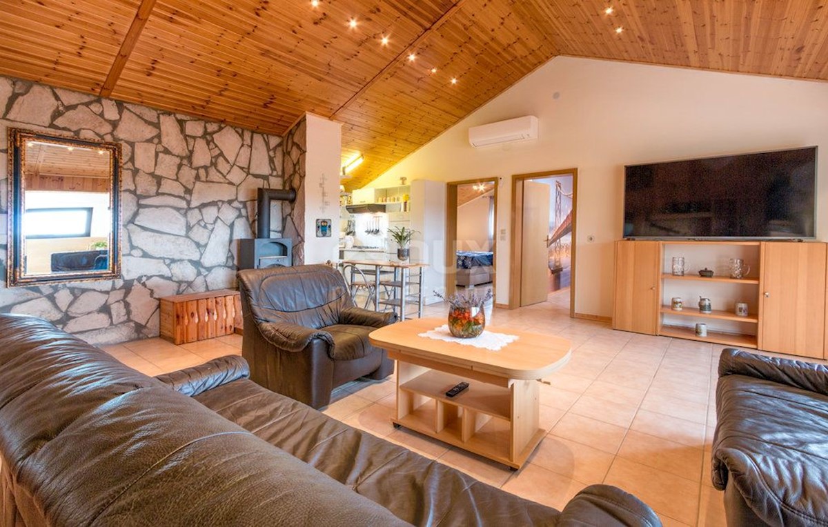 ISTRIA, LOBORIKA - Villa familiare di qualità in una posizione tranquilla