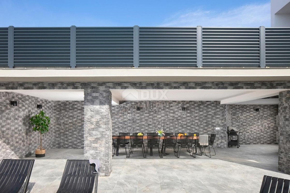 CRIKVENICA - Impressionante villa con vista mare!