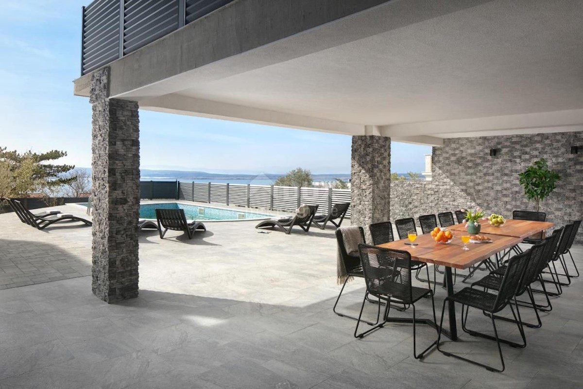 CRIKVENICA - Impressionante villa con vista mare!