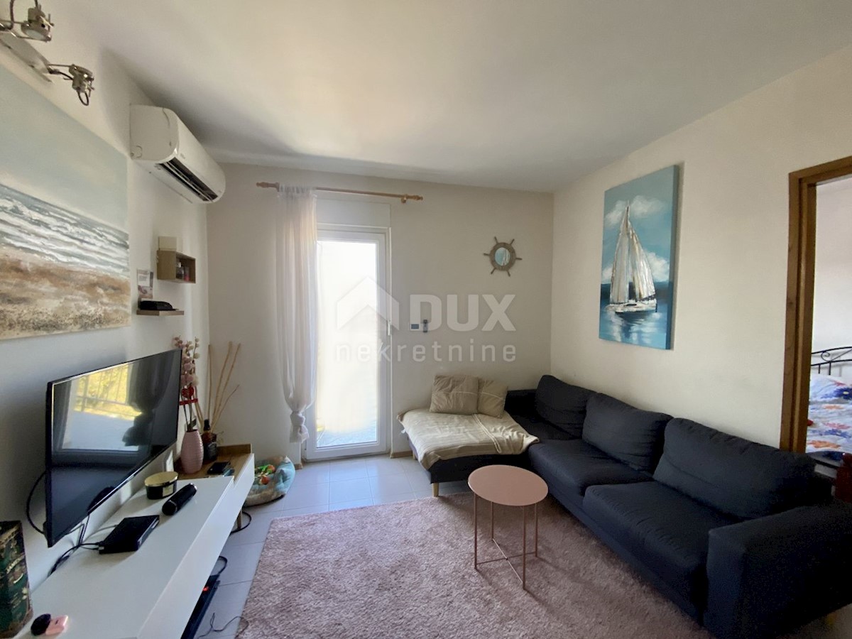 NOVIGRAD - PREZZO RIDOTTO - 2BR + BA con vista mare