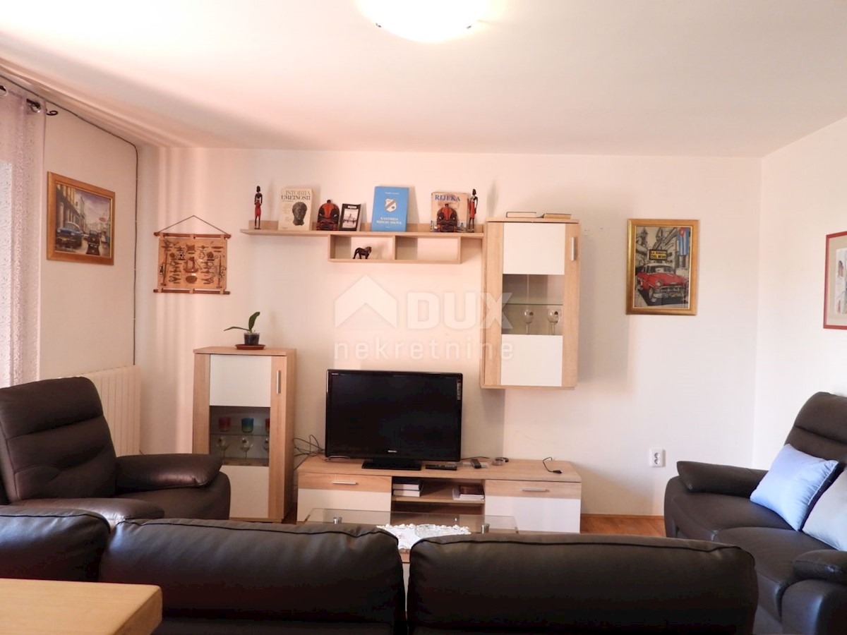 VIŠKOVO, MARČELJI - appartamento - piano 150m2, DB+4S, 1° piano + dintorni 300m2