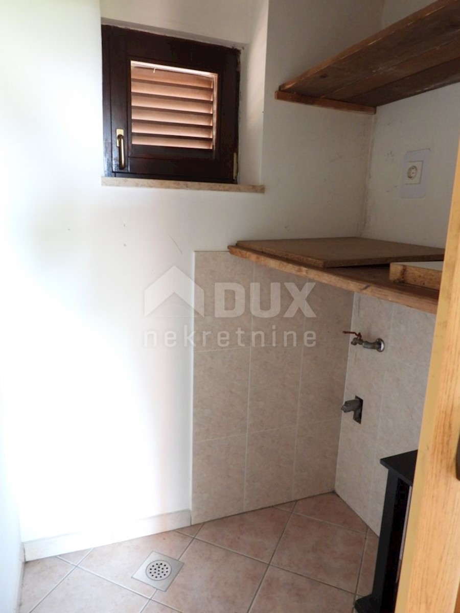 VIŠKOVO, MARČELJI - appartamento - piano 150m2, DB+4S, 1° piano + dintorni 300m2