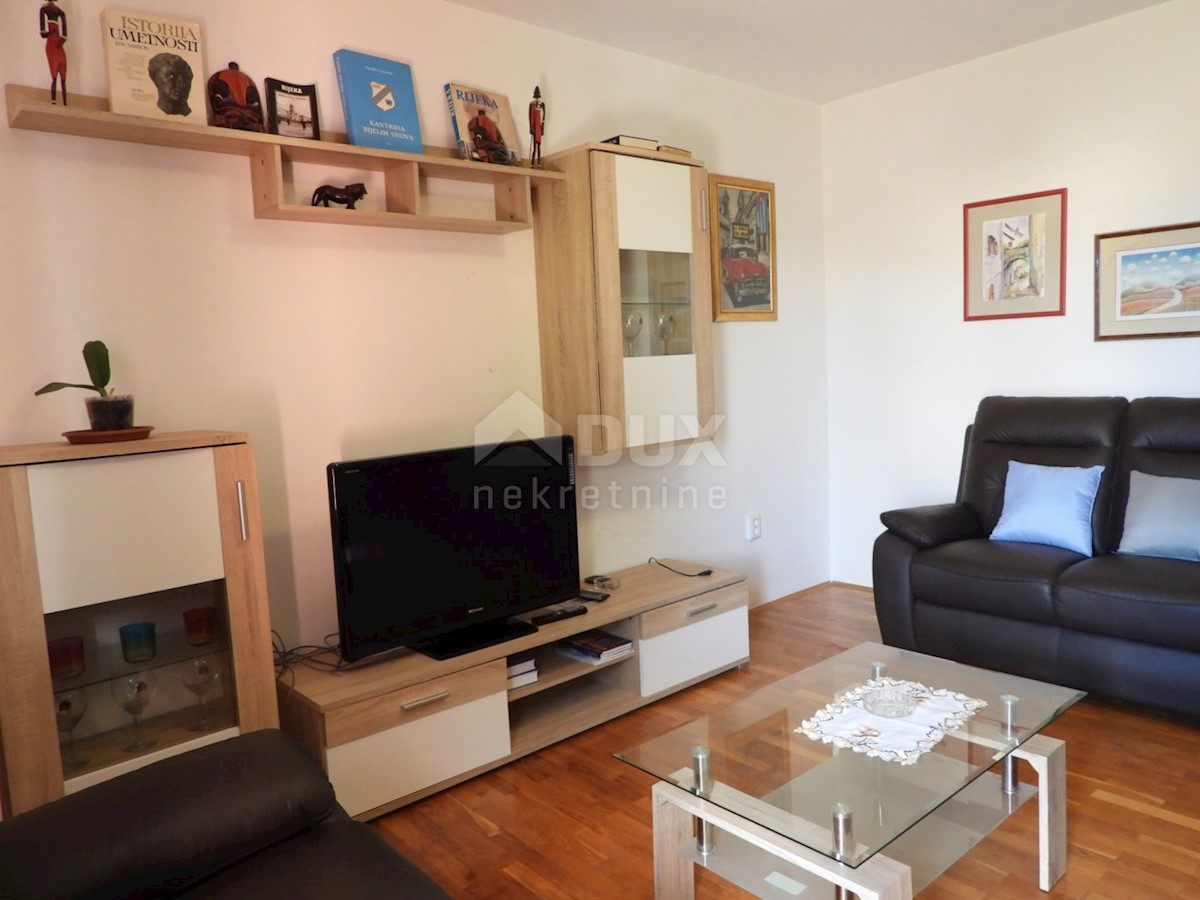 VIŠKOVO, MARČELJI - appartamento - piano 150m2, DB+4S, 1° piano + dintorni 300m2