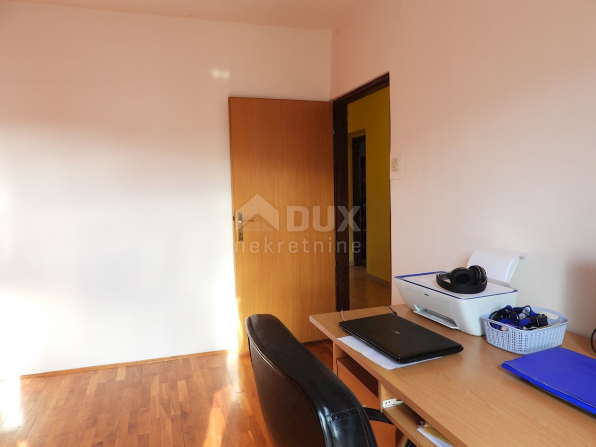 VIŠKOVO, MARČELJI - appartamento - piano 150m2, DB+4S, 1° piano + dintorni 300m2