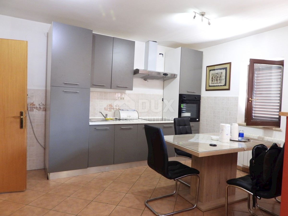 VIŠKOVO, MARČELJI - appartamento - piano 150m2, DB+4S, 1° piano + dintorni 300m2