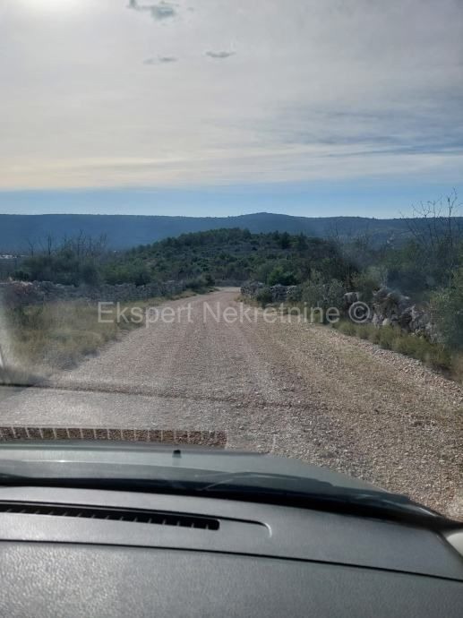 Rogoznica, Podorljak, terreno agricolo 6500m2, 500 m dall'autostrada