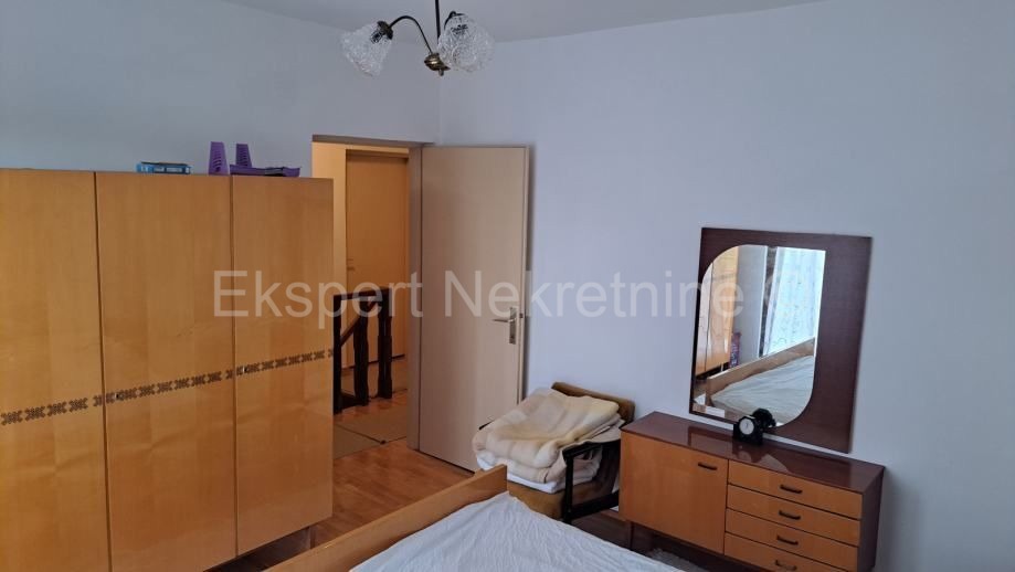 Čiovo, Okrug Gornji, appartamento trilocale duplex in una casa 135m2, vista mare